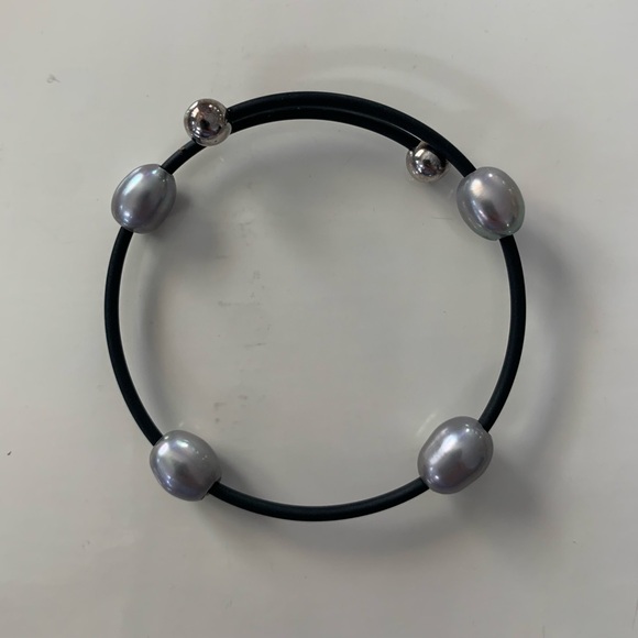 ✨Host Pick ✨ Genuine pearl sterling silver wrap bracelet 5pc set - Picture 4 of 4